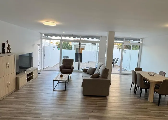 Noa Holiday home *